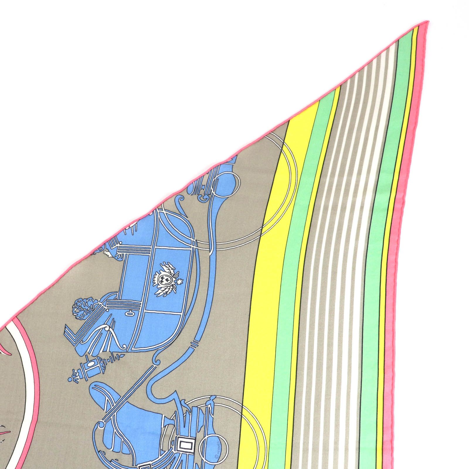 未使用品★HERMES エルメス トライアングル エクスリブリス カシミヤ シルク ベージュ・サンドル/ピンク/ジョーヌ・ヴィフ ショール 箱付 未使用品☆HERMES エルメス トライアングル エクスリブリス カシミヤ