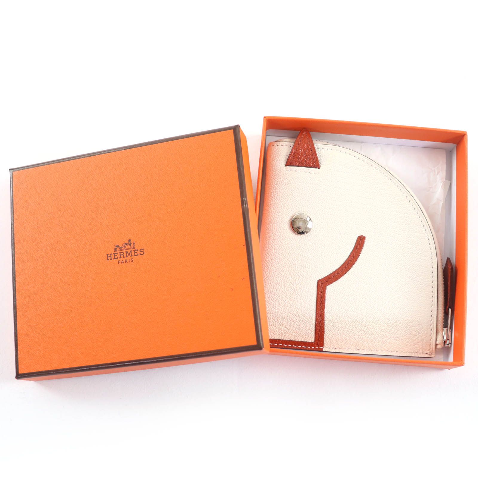 美品☆HERMES エルメス パドック シェーブル シルバー金具 セリエ金具 ケース アイボリー U刻印 箱付き フランス製 レディース 美品☆HERMES エルメス パドック シェーブル シルバー金具 セリエ金具