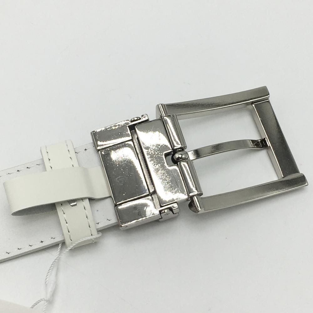 新品】マークアンドロナ ベルト 白 バックルシルバー ロゴ型押し