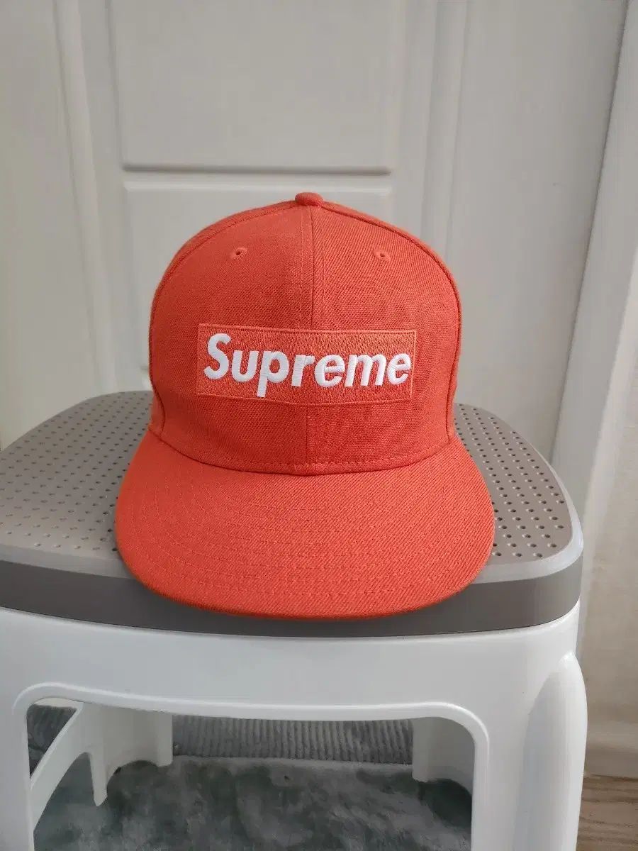 ERA x シュプリーム ボックス ロゴ オレンジ色 サイズキャップ 712