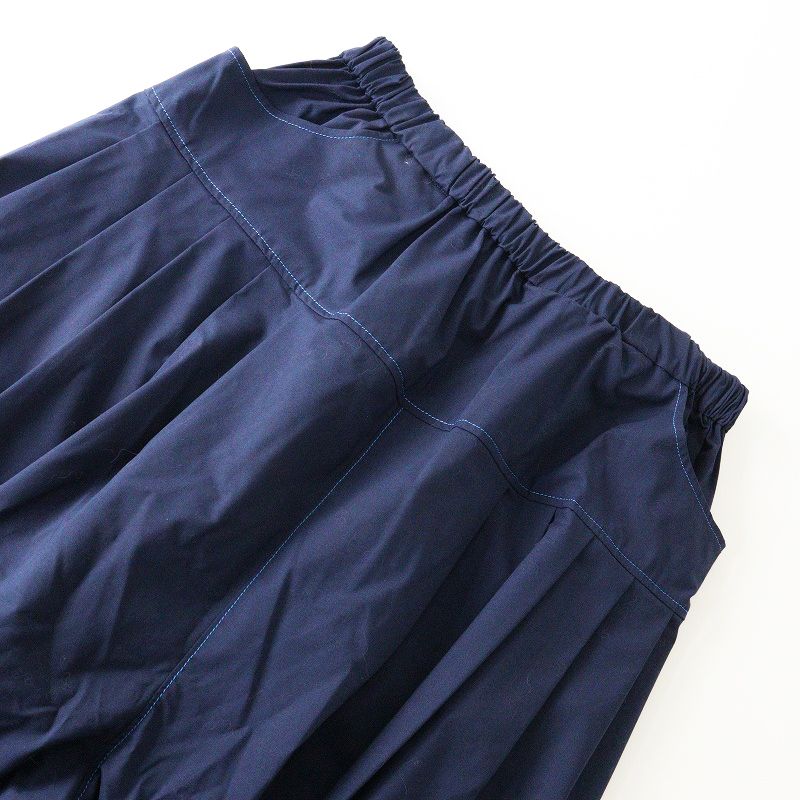 美品 アルベロベロ オレボレブラ ALBEROBELLO OLLEBOREBLA ぶたさん