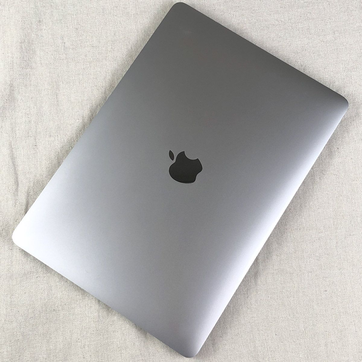 本体のみ】Apple MacBook Pro (13インチ 2020 Thunderbolt 3ポートx4