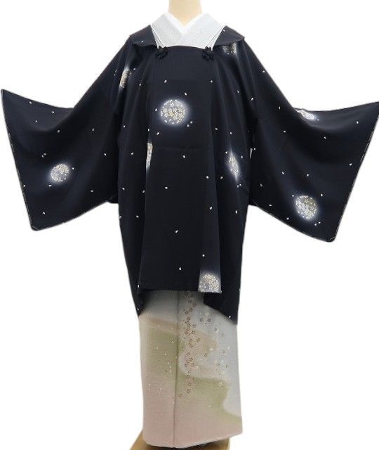 ❁tomihisa❁新品 桜 着物 正絹 仕付け糸付”装いを品よく整える桜の花