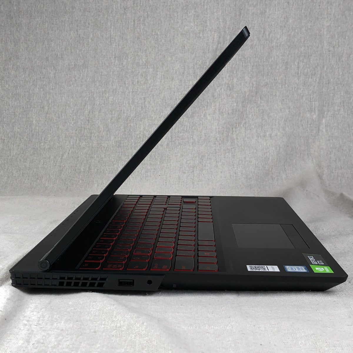 本体のみ】ゲーミングパソコン ノートPC Lenovo Legion Y7000 2019 PG0