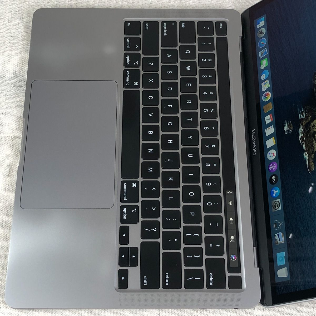 ◇ジャンク品・本体のみ◇Apple MacBook Pro (13インチ 2020