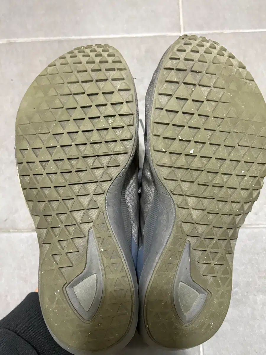 275 ニュー ンス オーラリー フューエルセル チャコール