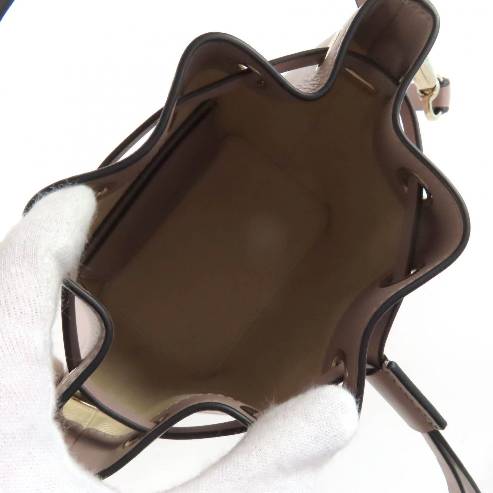 極美品☆Valentino Garavani ヴァレンティノガラヴァーニ Vロゴ