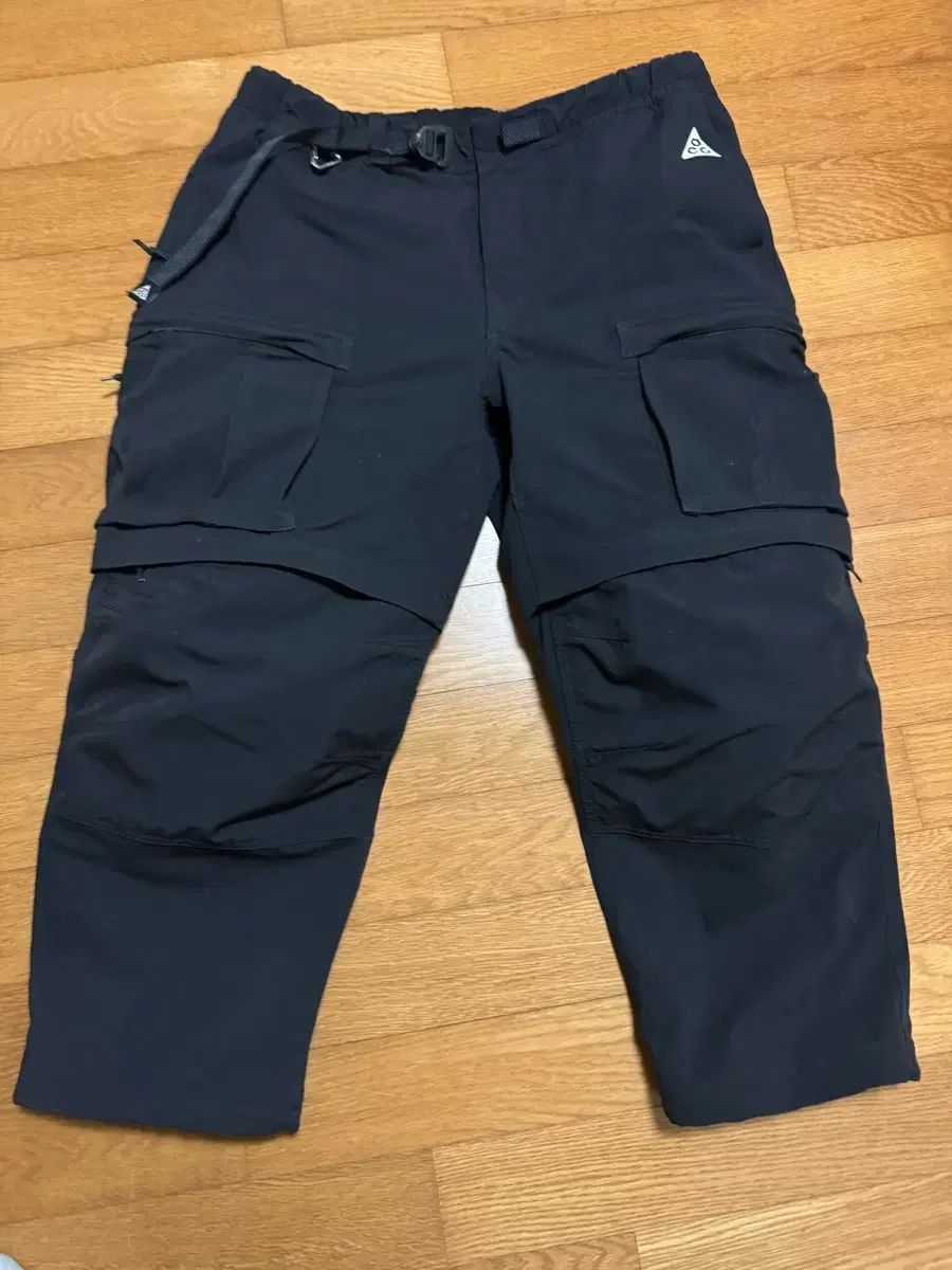 ナイキ ACG ブラック カーゴ ズボン