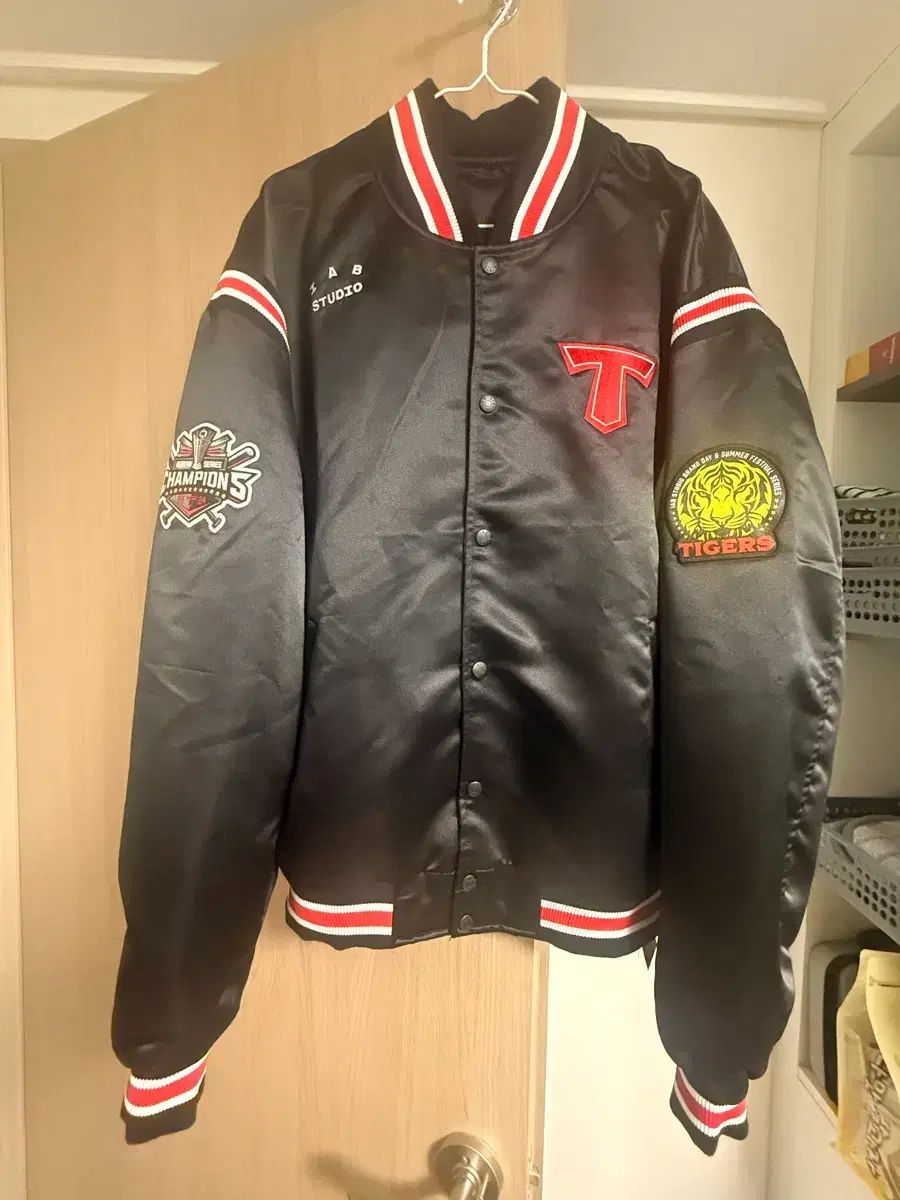 25 IAB X TIGERS Jacket キア 秋冬用アウター 2 XL