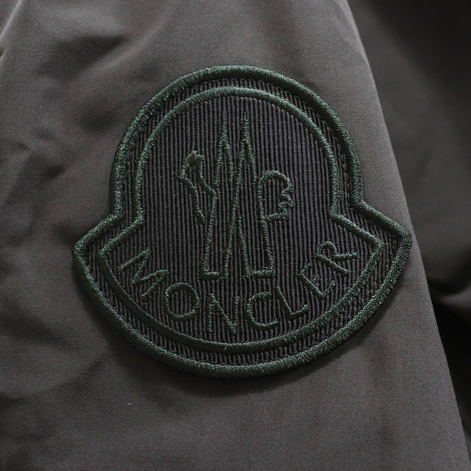 美品☆MONCLER モンクレール 20-21AW IRUS フード・デカロゴワッペン付