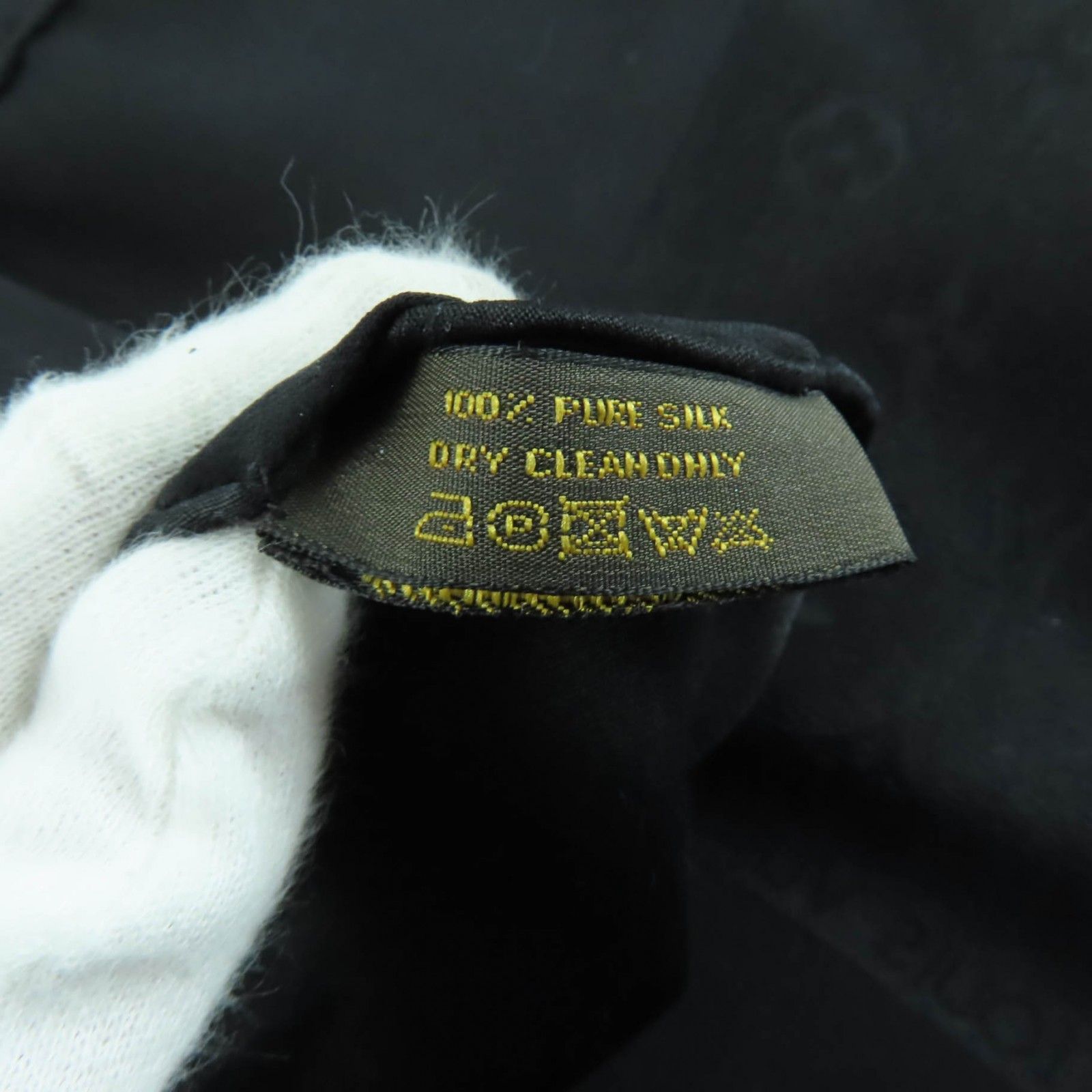 極美品☆LOUIS VUITTON ルイヴィトン カレ モナコ シルク100％ ロゴ