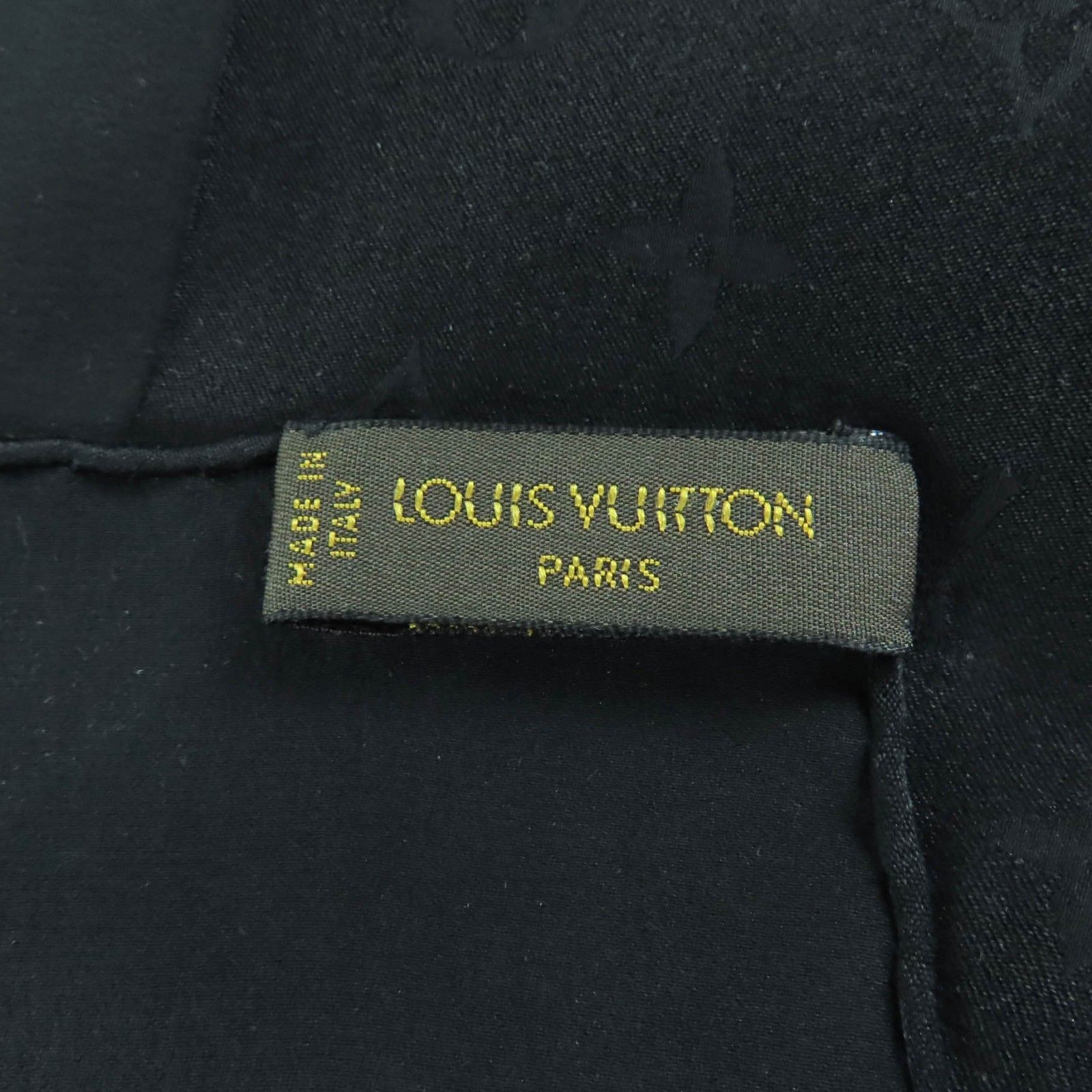 極美品☆LOUIS VUITTON ルイヴィトン カレ モナコ シルク100％ ロゴ