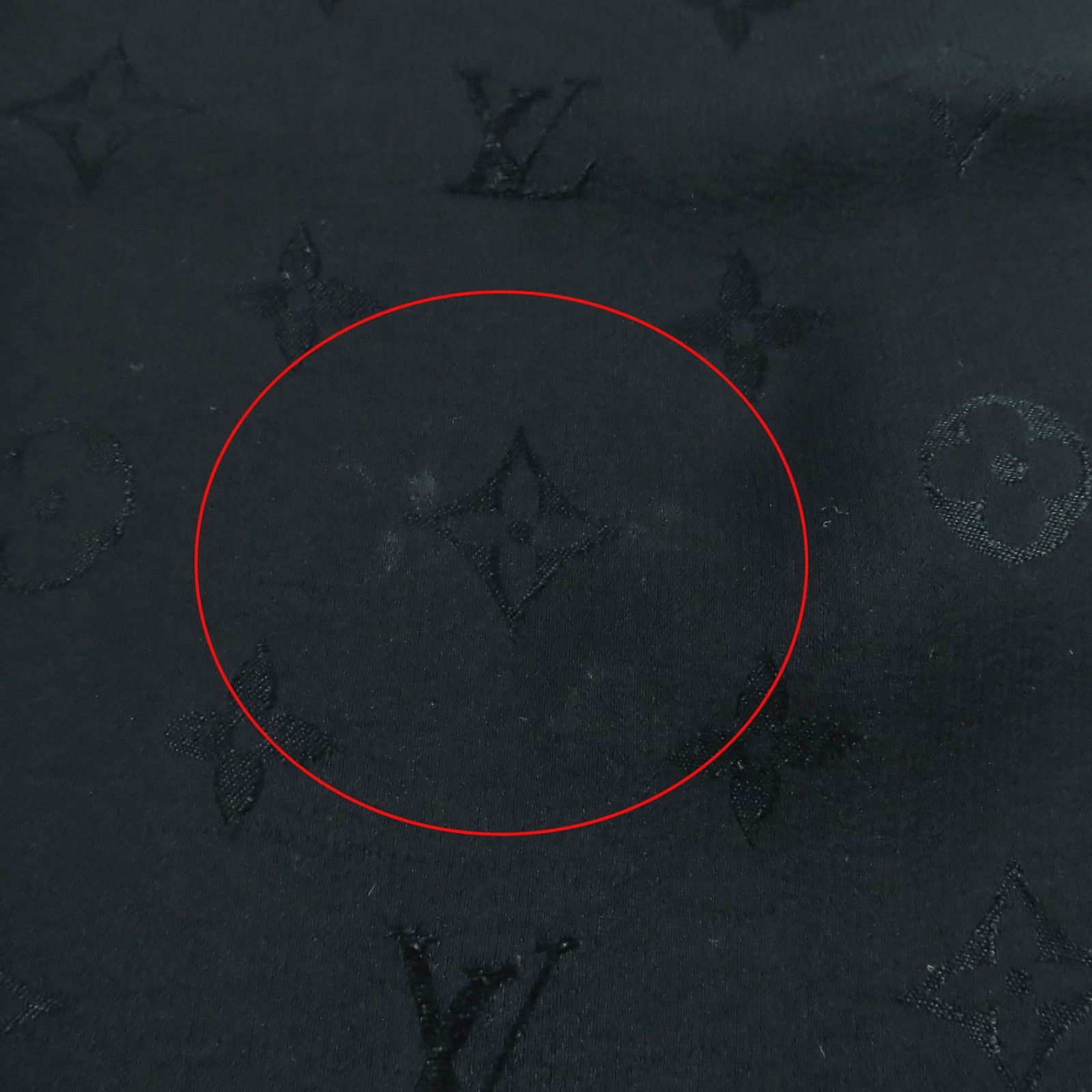 極美品☆LOUIS VUITTON ルイヴィトン カレ モナコ シルク100％ ロゴ