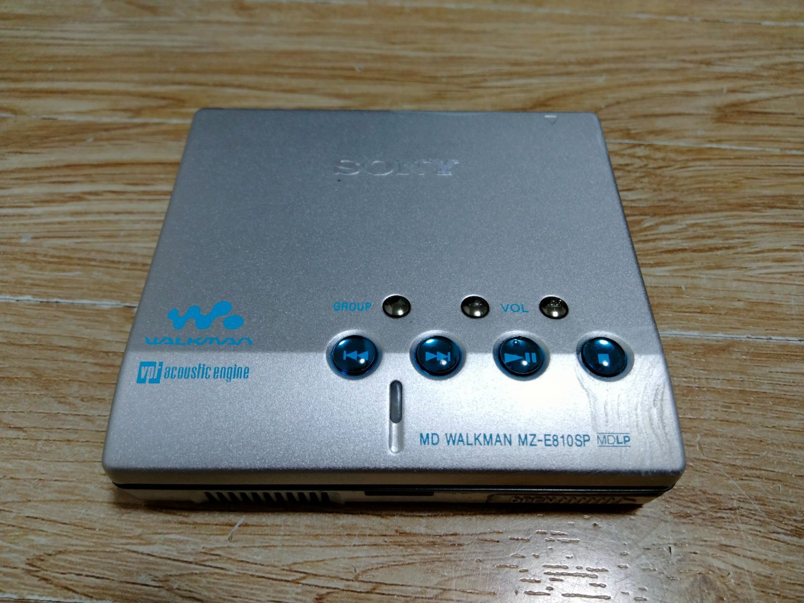 箱付き】ソニー MDウォークマン MZ-R909 MDプレーヤー SONY 【ジャンク