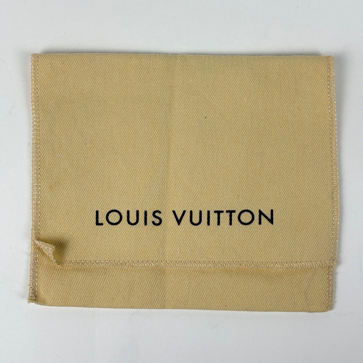 Wホック 三つ折り財布