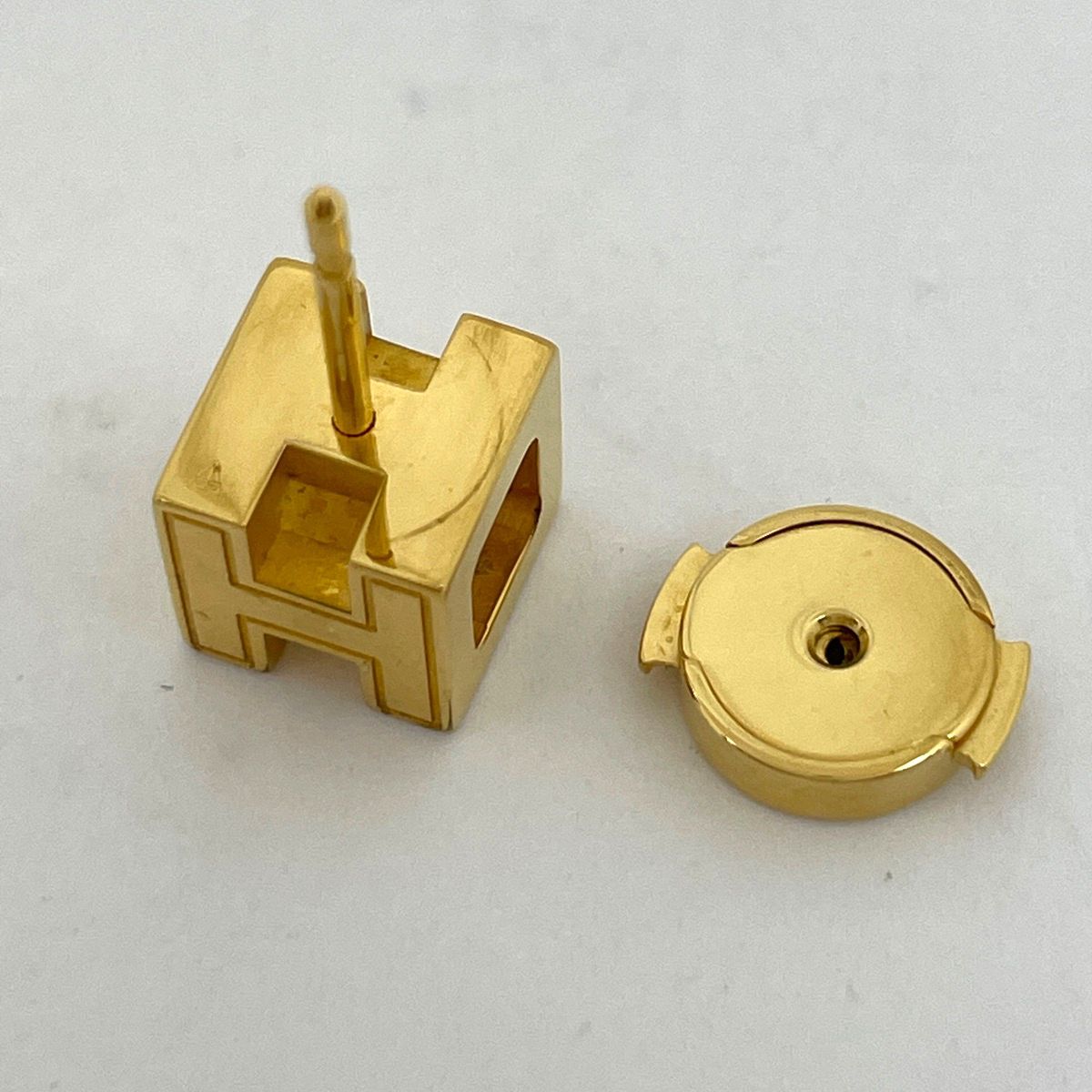 エルメス HERMES カージュドアッシュ Hキューブ ピアス Hロゴ ピアス