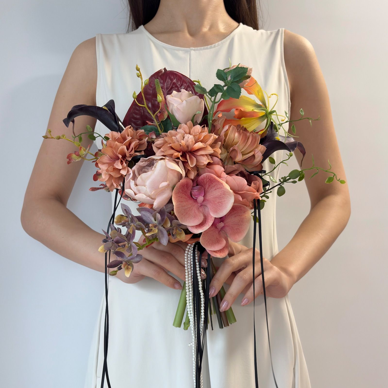 ブートニア付 オレンジ パープルのパールブーケ ウェディングブーケ