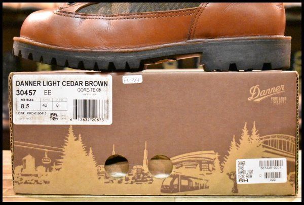 8.5EE 箱付 良品 白タグ】Danner ダナーライト セダーレインボー 30457