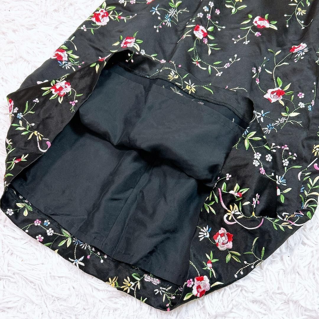 美品】希少カラー 完売品【シルク混×花柄刺繍】トッカ ノースリーブ