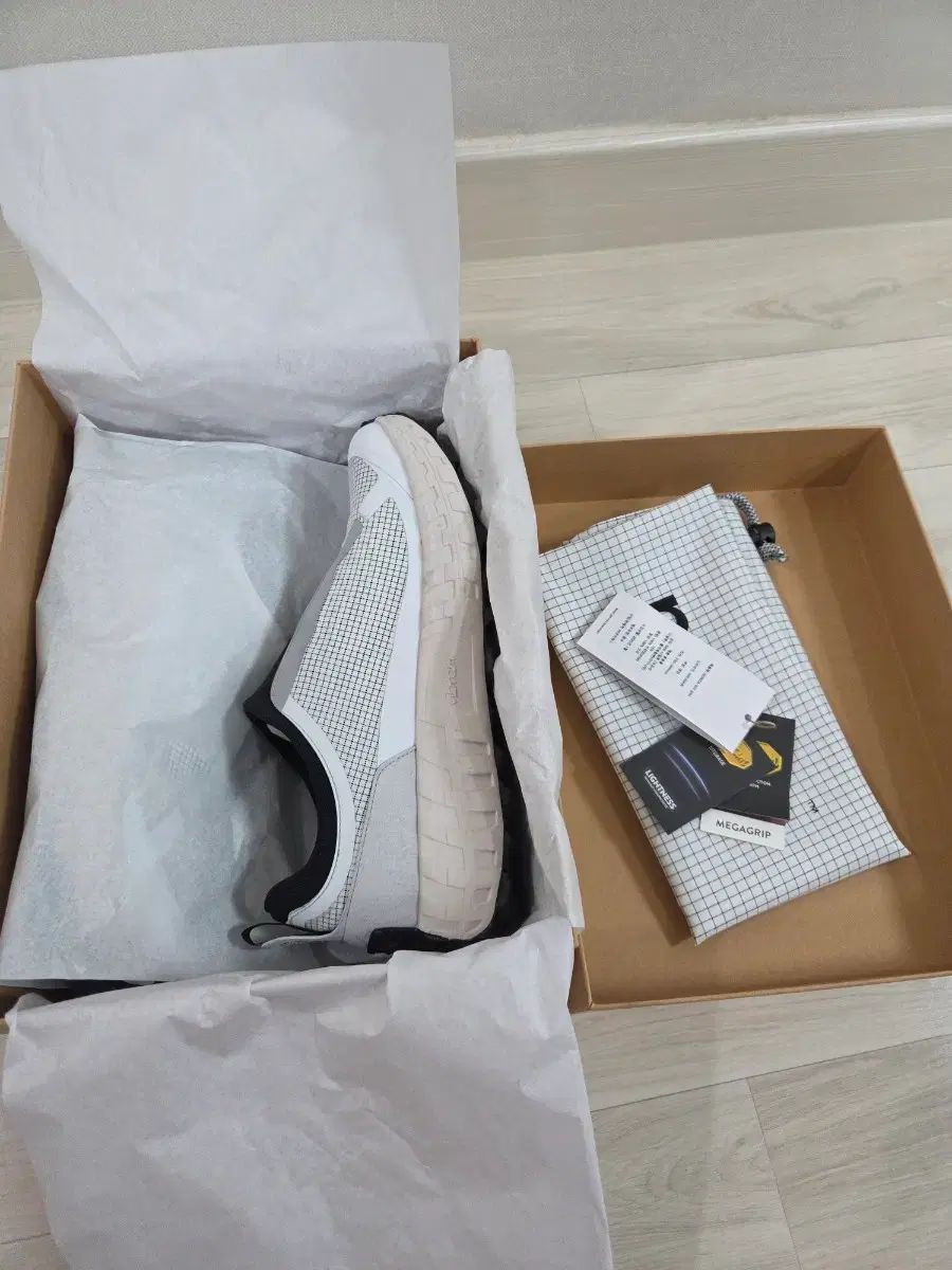  ノダ003 アッシュ 270 サイズ 登山靴 トレッキングシューズ アウトドアシューズ