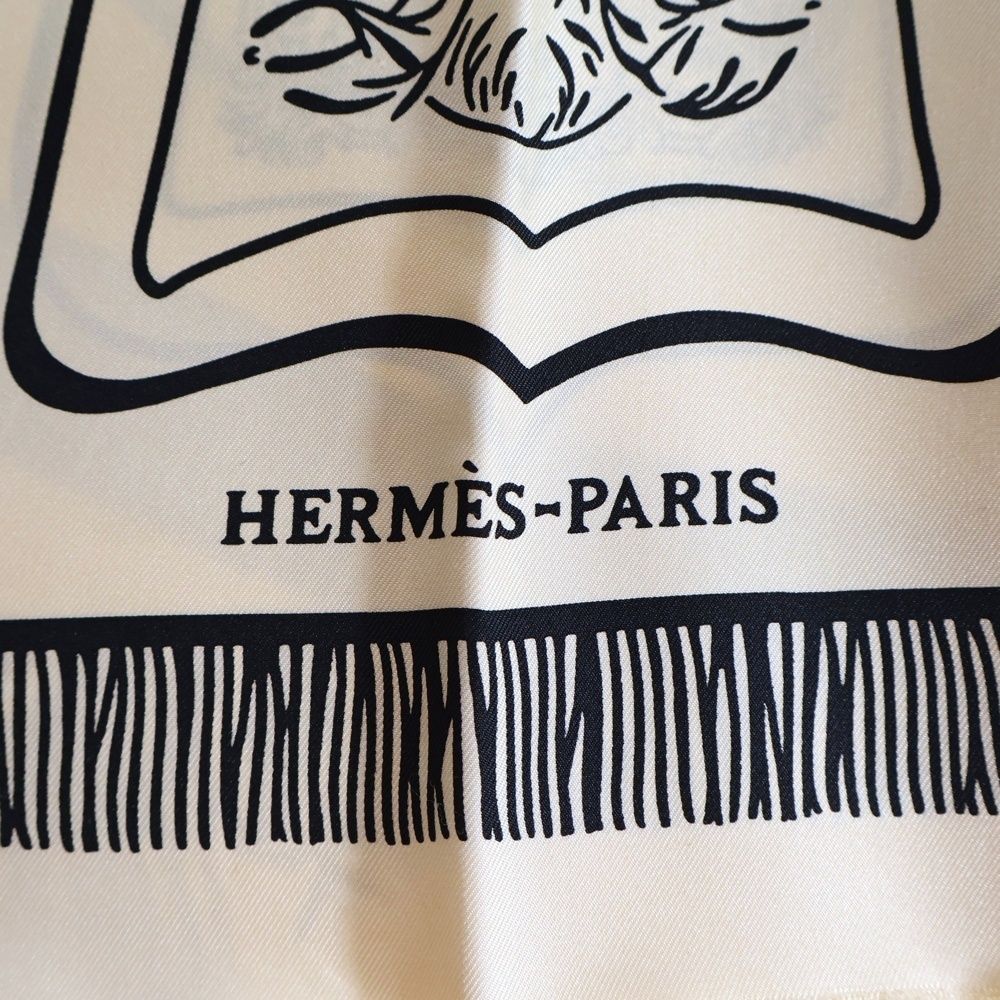 HERMES (エルメス) カレ80 サーベル飾袋 フリンジ シルクスカーフ