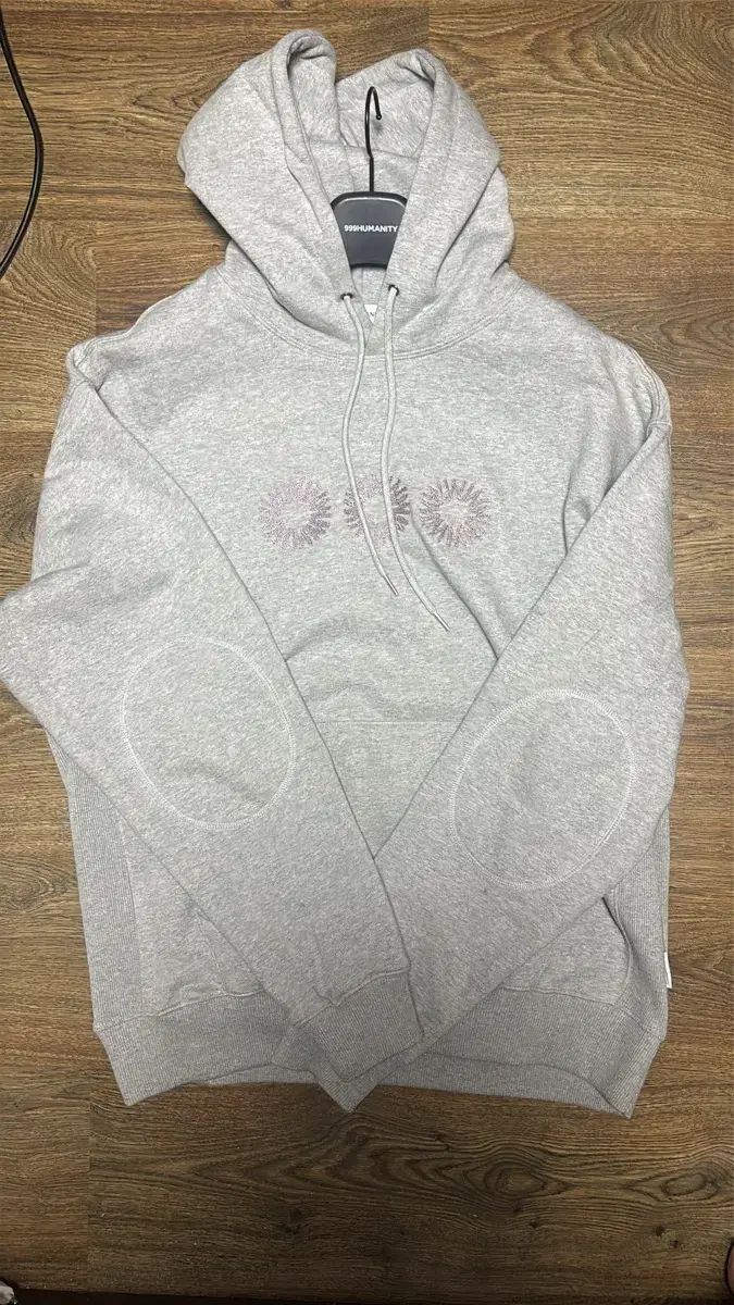 999ヒューマニティ フードTシャツ 3