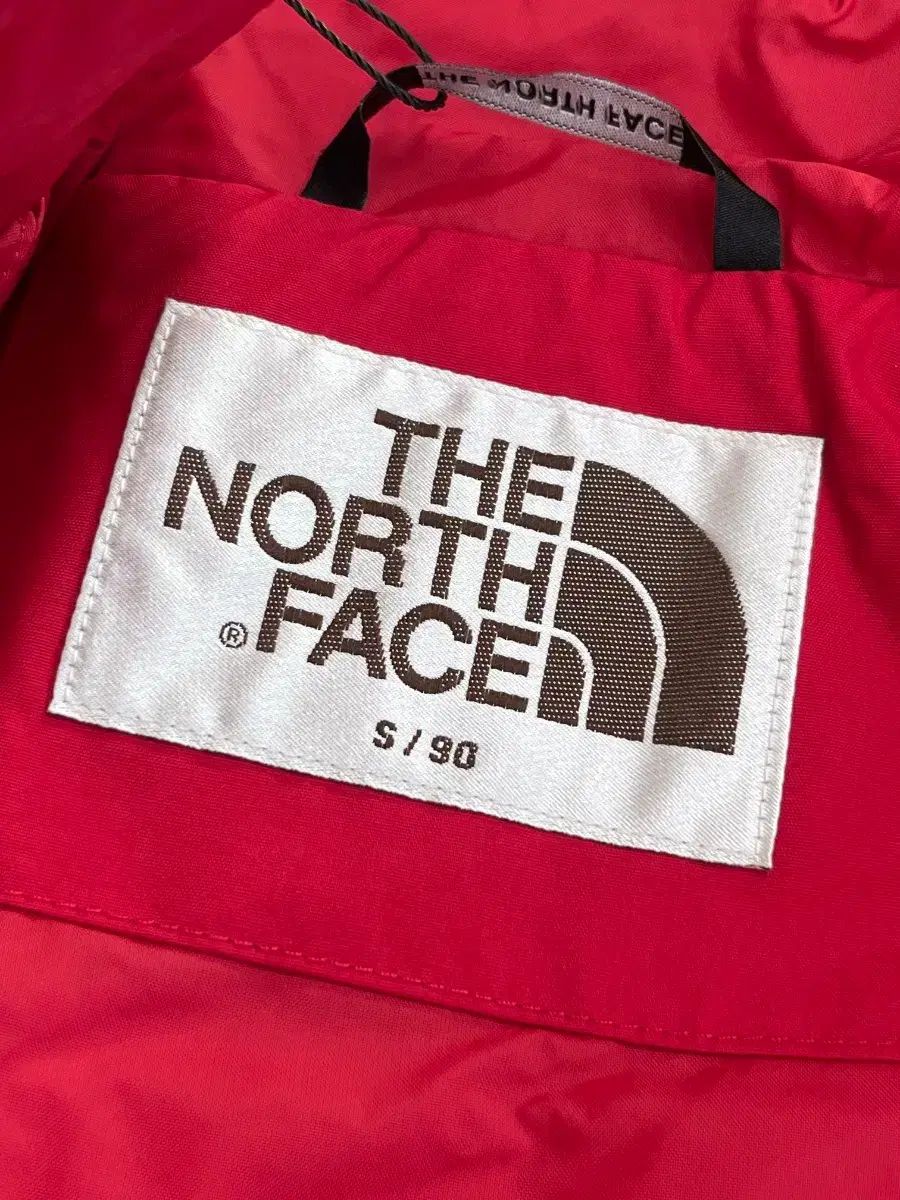  THE NORTH FACE ザノースフェイス レッド ブラック ウィンドブレーカー ジャケット アウトドアシート その他 アウター
