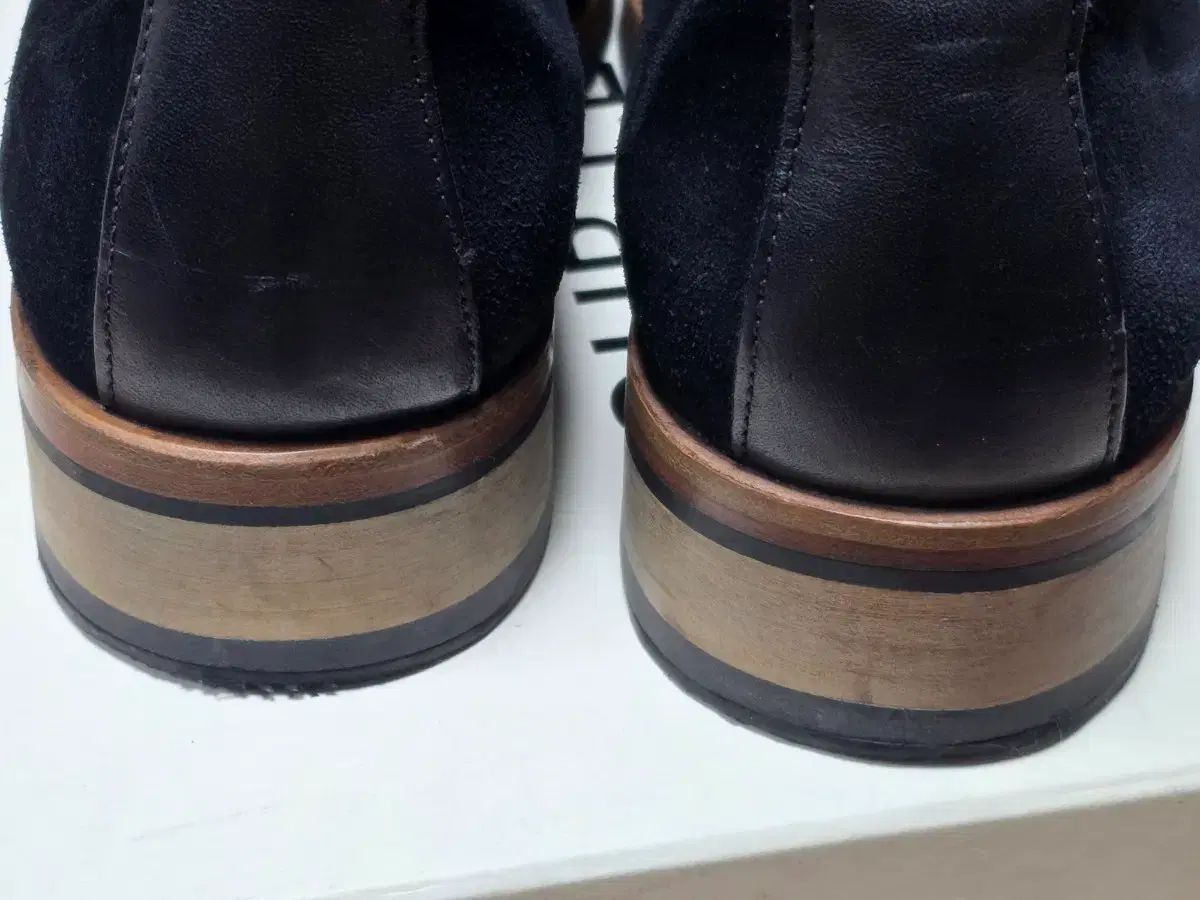 OUR LEGACY アワーレガシー カミオン スウェード ブラック 40 サイズ