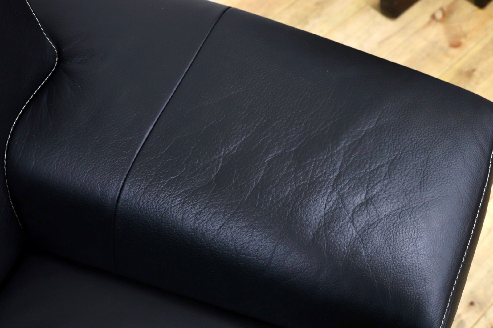  GMIH361○ROSALINE ドイツ製 2人掛けワイドソファ ラブソファ ブラック 総本革 モダン スタイリッシュ 約36万 検 ギャラリーエム ファブリックソファ 2人掛け 3人掛けソファ ソファ ソファベッド