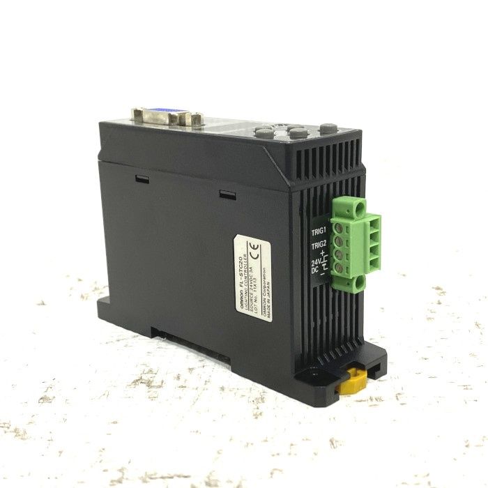 オムロン LEDアンプ