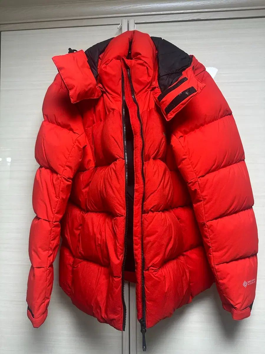 BLACK YAK ブラックヤク ウィンドストッパー 赤 ダウン アウター