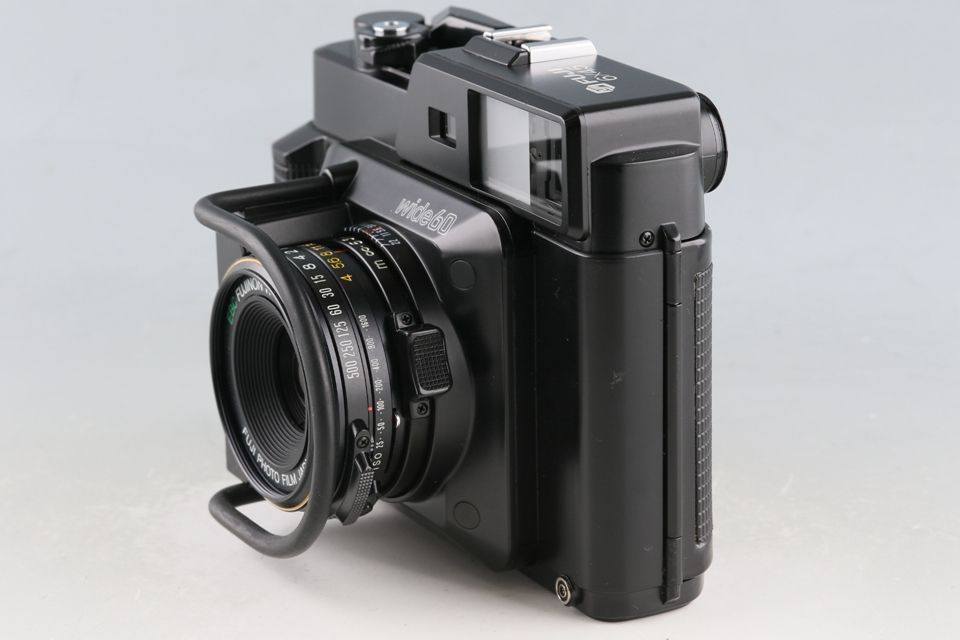 Fuji Fujifilm GS 645 S Professional Wide 60 Medium Format Film Camera 62210 E 4