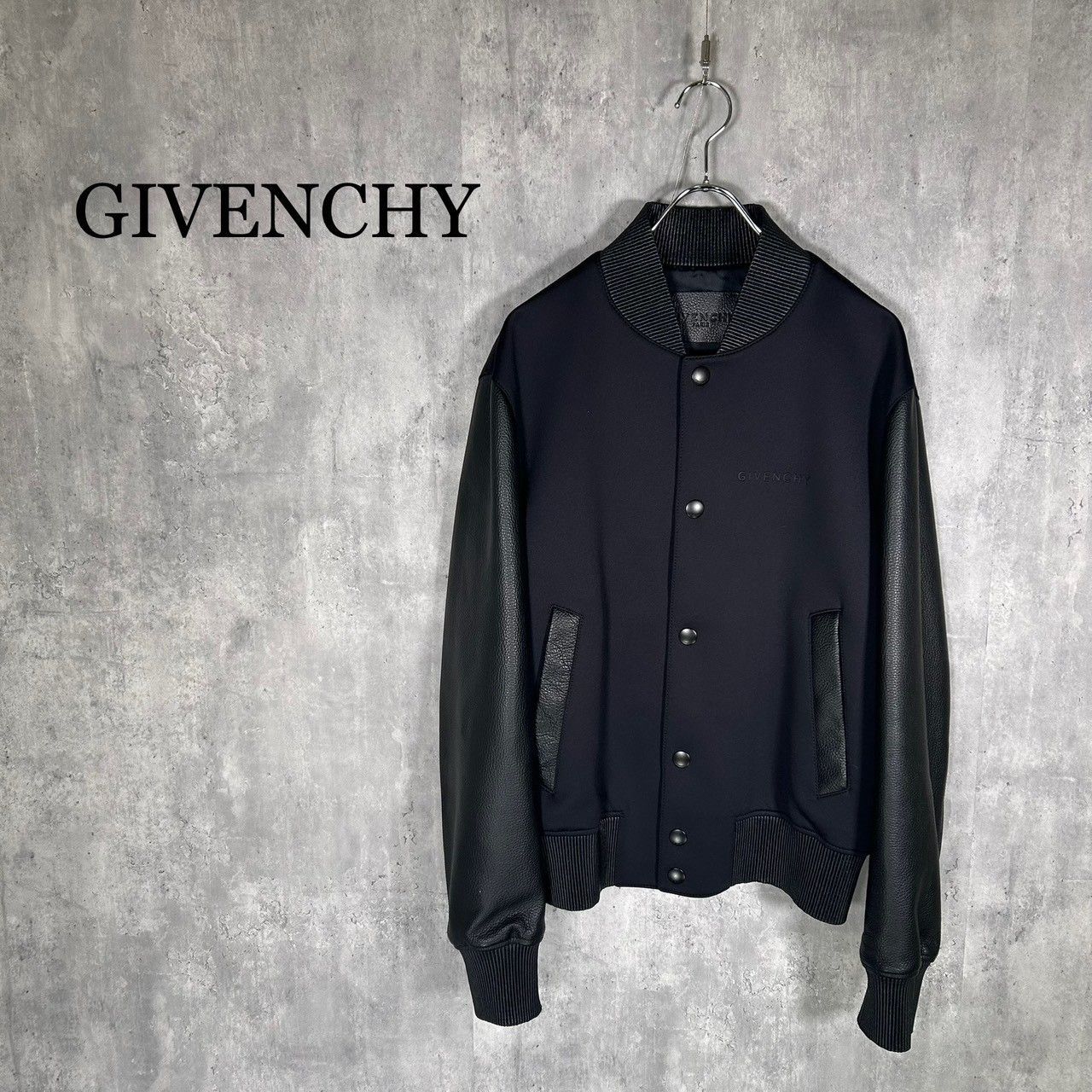 『GIVENCHY』ジバンシィ (50) ブラックレザー ボマージャケット GIVENCHY』ジバンシィ (50) ブラックレザー ボマージャケット - メルカリ