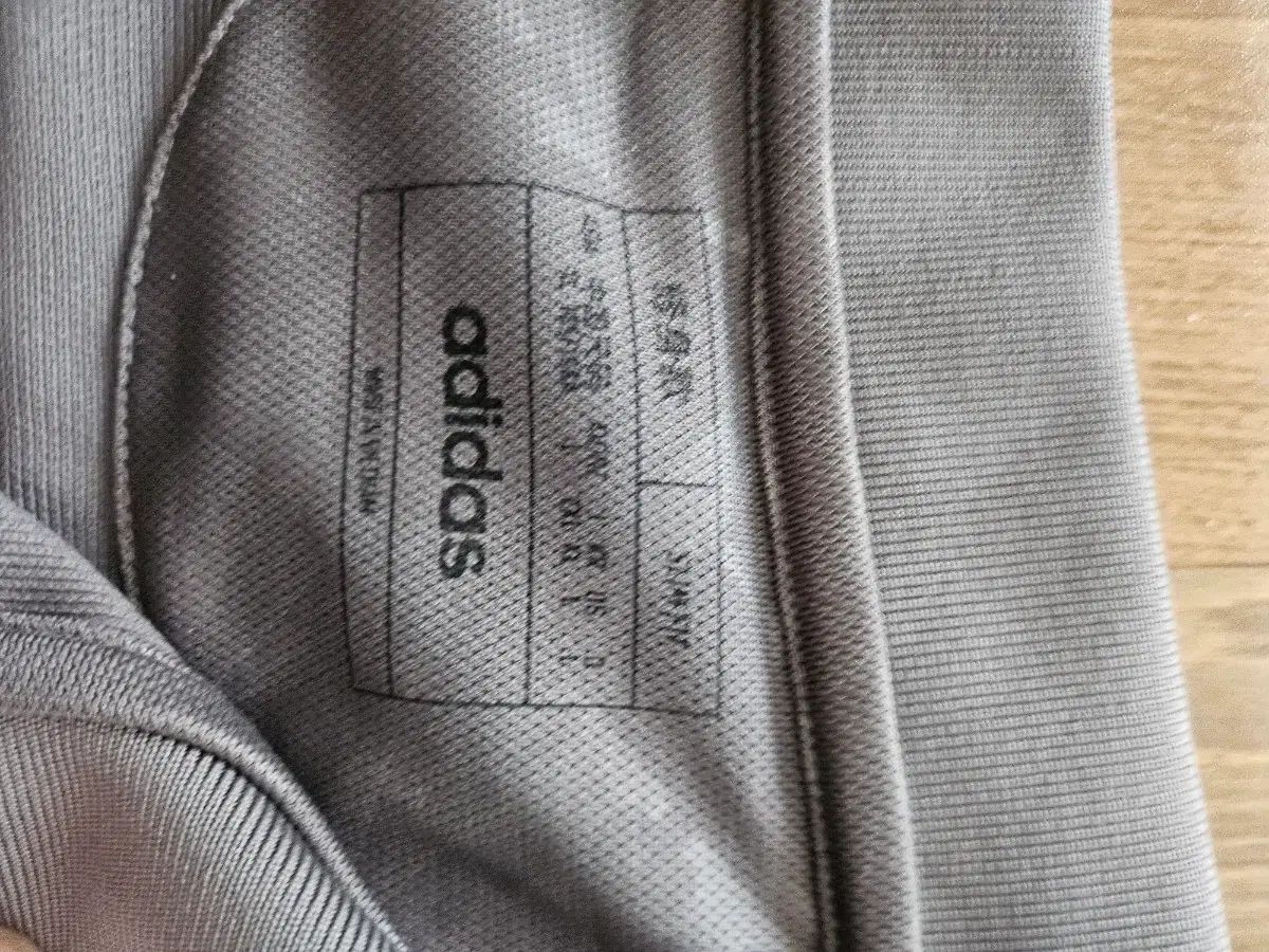 アディダス レアルマドリード ジャージ グレー - メルカリ