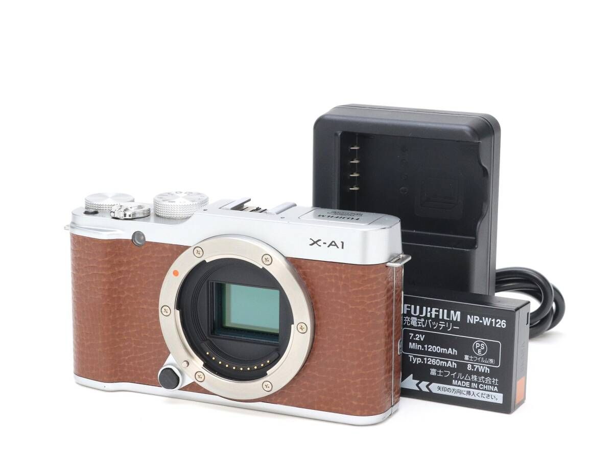 B 並品 富士フイルム X A 1 ボディ ブラウン 初期不良 対応 212 121