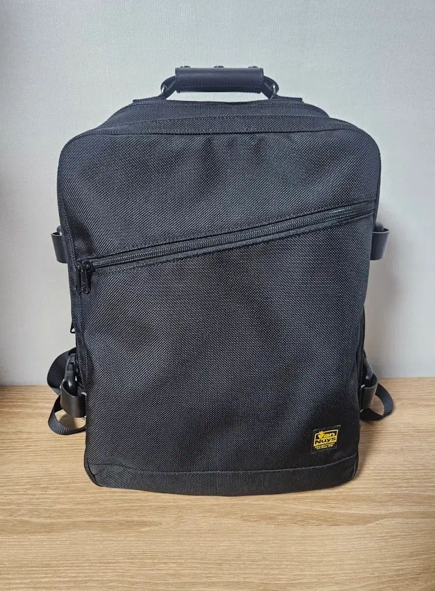 반누이스 バックパック VD 869