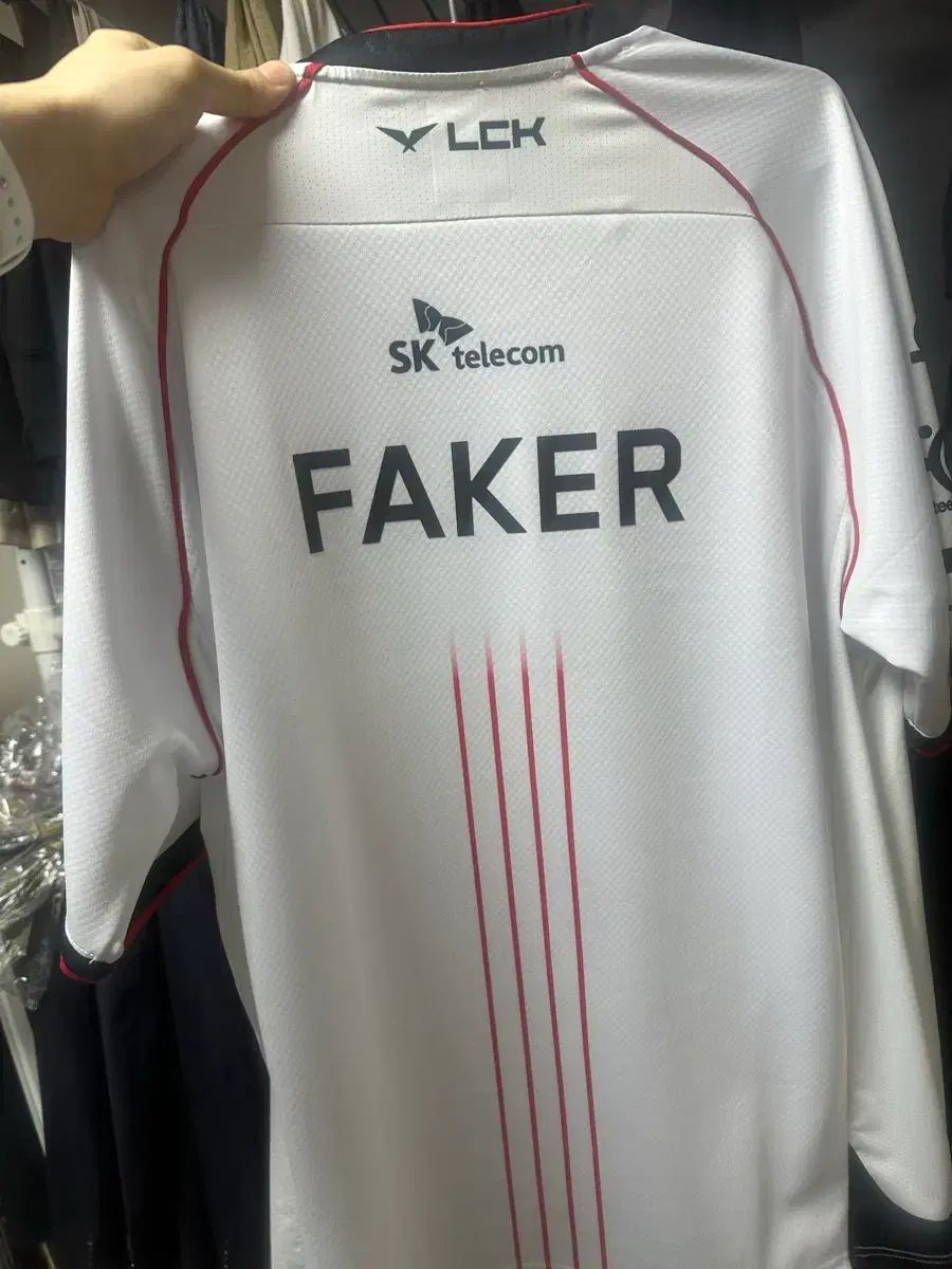 24 t 1 ワールズ ジャージ FAKER マーキング 4星 XXL