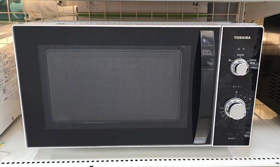 品 東芝 TOSHIBA 電子レンジ 17 L 50 60 Hz共用 横開き 庫内フラット ER WM W 2025年製 ホワイト ○YR 19665○