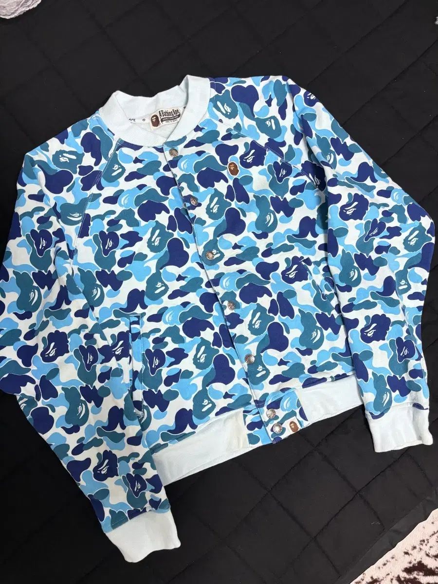 A BATHING APE アベイシングエイプ ブルーカモフラージュ ブルゾン ジャケット M