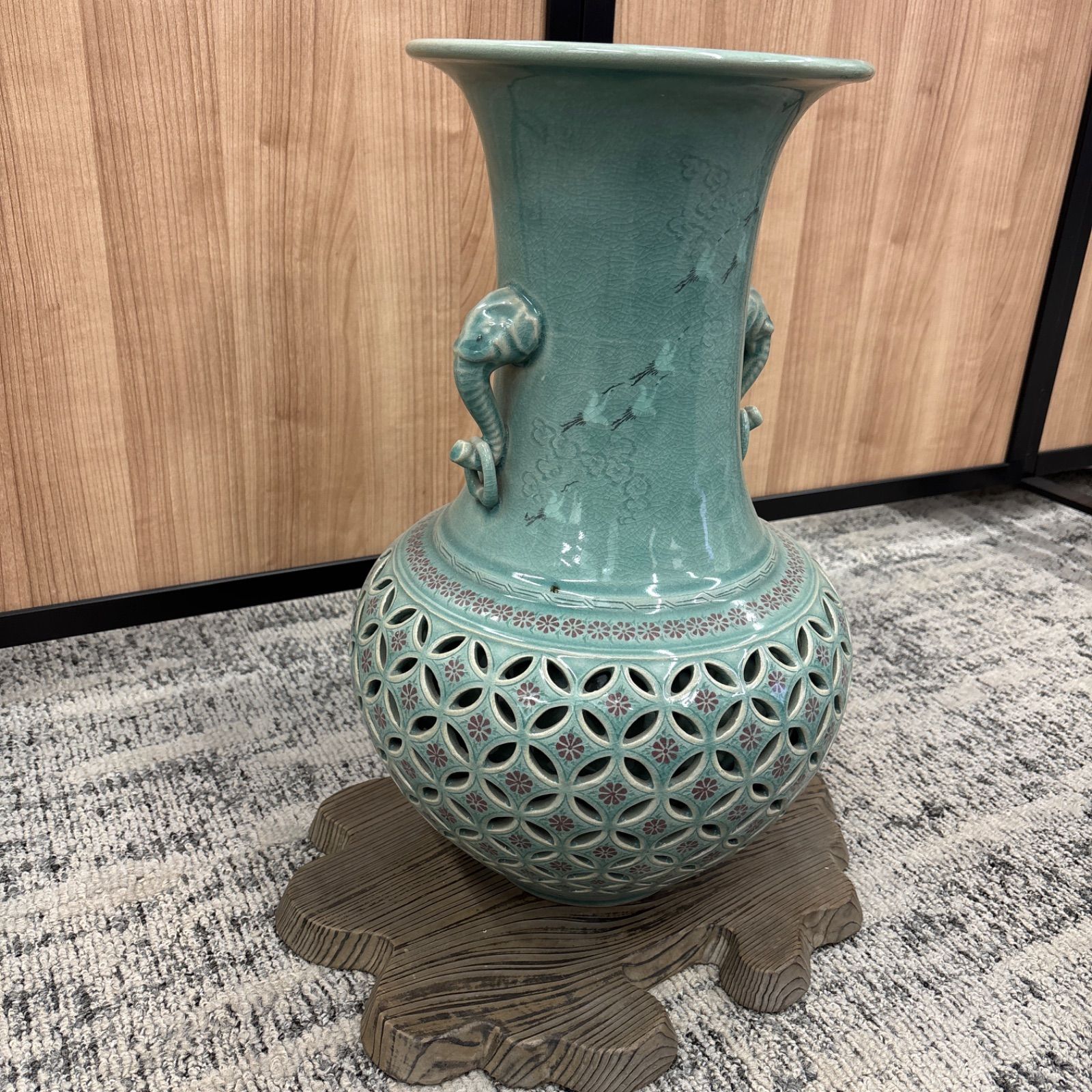 高麗青磁 壺 花器 大型 透かし彫り 東月 - メルカリ