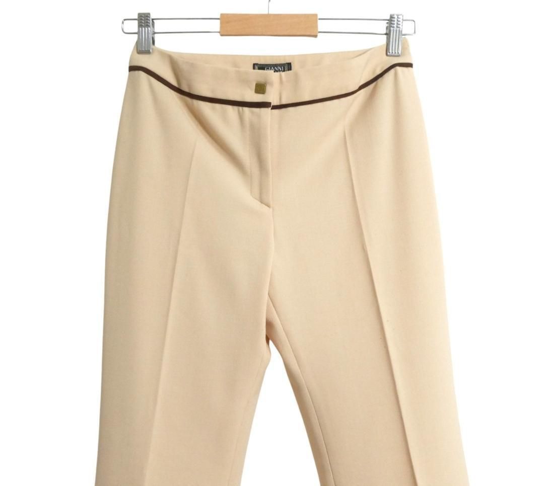 GIANNI VERSACE COUTURE ジャンニヴェルサーチ サイズ40 ストレッチ センタープレス ストレート パンツ スラックス ポリエステル ウール ベージュ レディース
