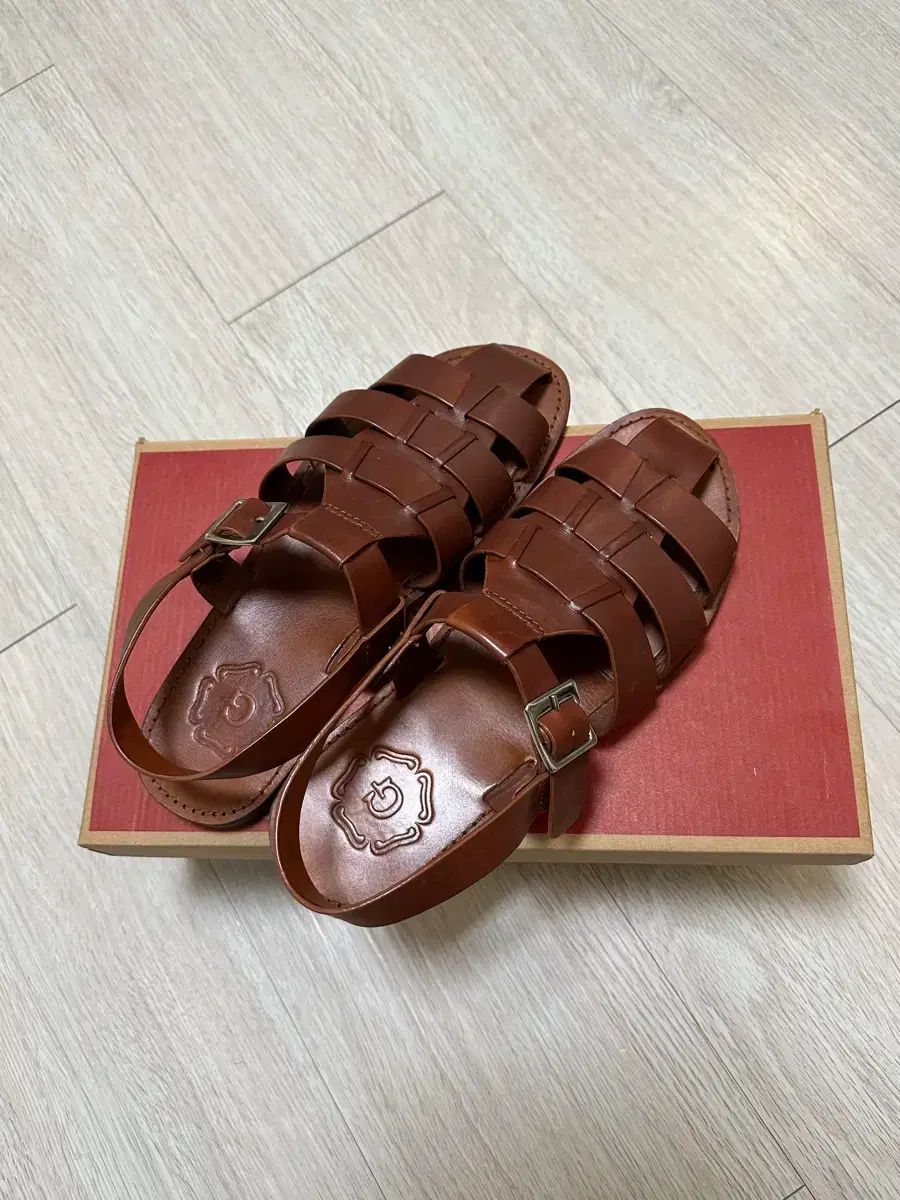 UK 7 Grenson グレンソン Fisherman クインシー カーフ サンダル