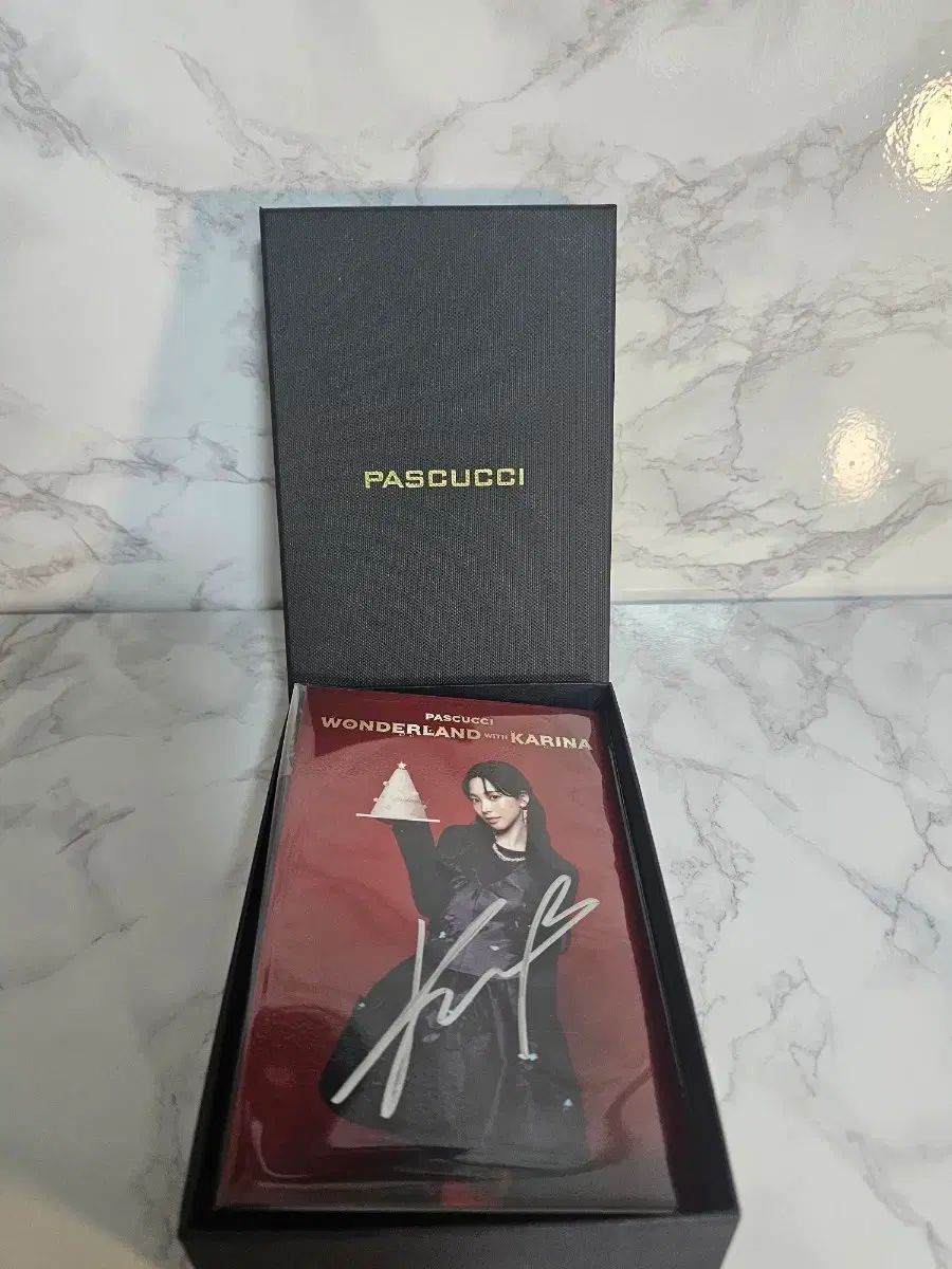 - エスパ カリナ サイン入り はがき