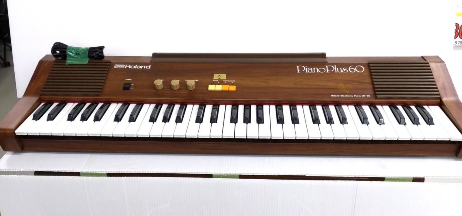 現状品】Roland ローランド 電子ピアノ 1982年製 61鍵盤 HP-60〇YR