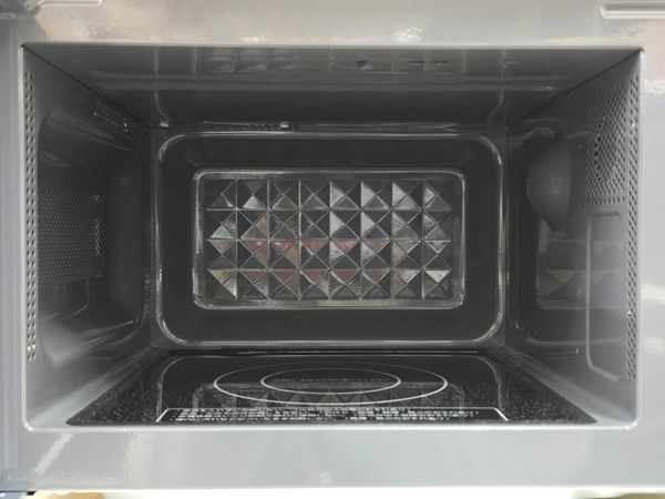  品 山善 ヤマゼン YAMAZEN 電子レンジ 18 L 50 60 Hz共用 横開き 庫内フラット NERW F 018 W 2025年製 ○YR 19668○ 単機能電子レンジ 電子レンジ オーブン