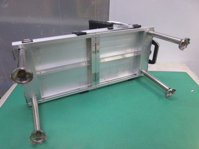 カープ MINIαCHAIR F-22 G-72 ヘラ椅子 釣台 ニューミニ銀閣(0104CI