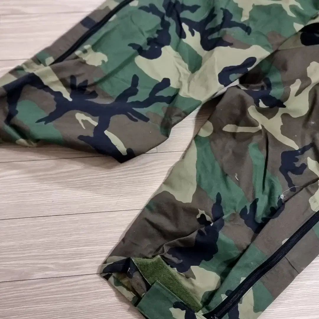  ミリタリー GORE-TEX カモフラージュ ポケット カーゴ ズボン free その他 アウター