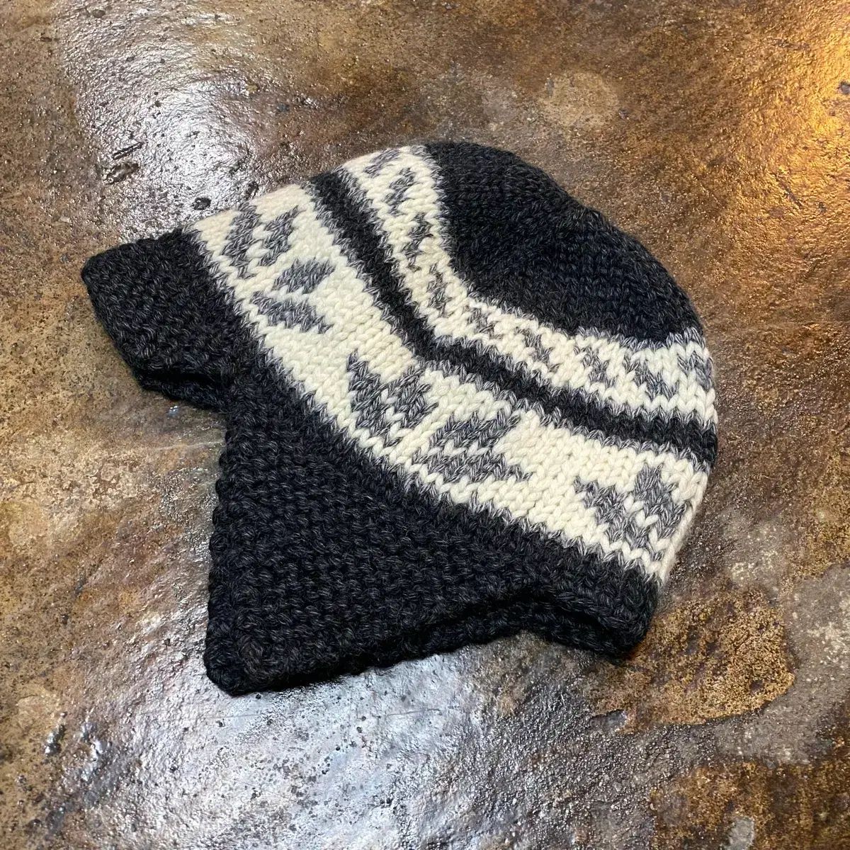 ノンネイティブ ウール イヤーフラップ ニット キャップ