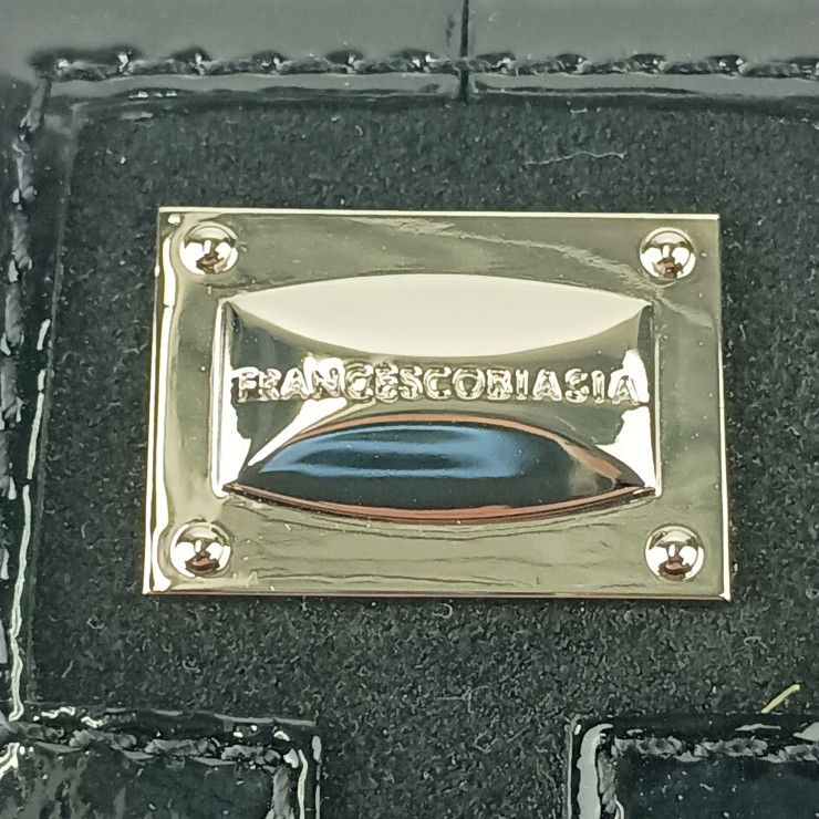 FRANCESCO BIASIA フランチェスコ・ビアジア 財布 ラウンドファスナー 長財布 561072-10 ブラック パテントレザー レディース シルバー金具 超美品【本物保証】 FRANCESCO BIASIA - FRANCESCO BIASIA フランチェスコ・ビアジア 財布
