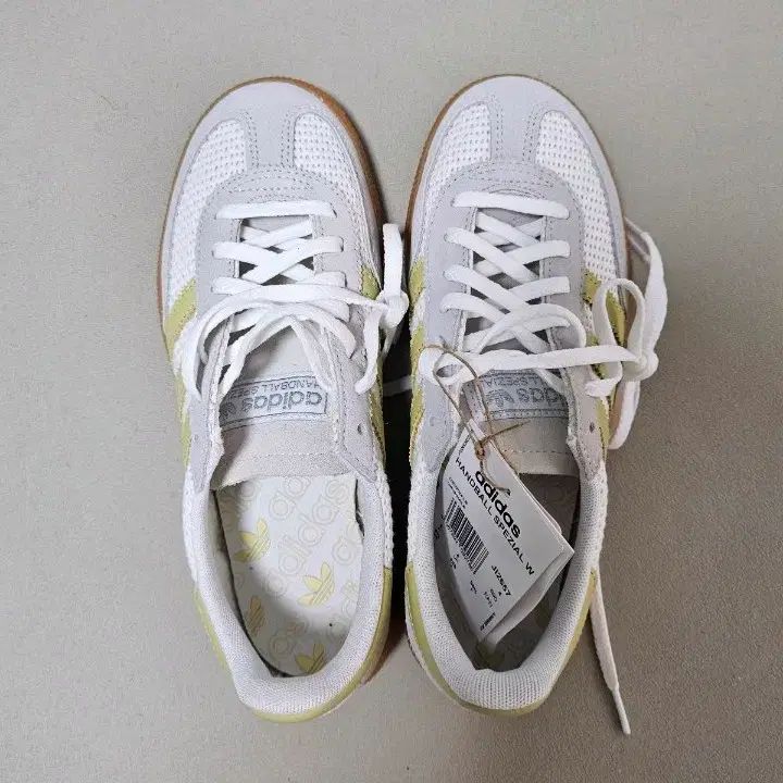 アディダス ハンドボール スペツィアル